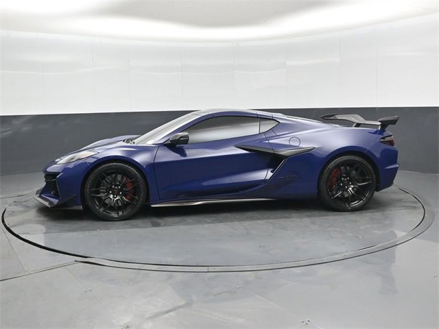 Used 2025 Chevrolet Corvette Z06 w/ Stealth Interior Trim Package image 7