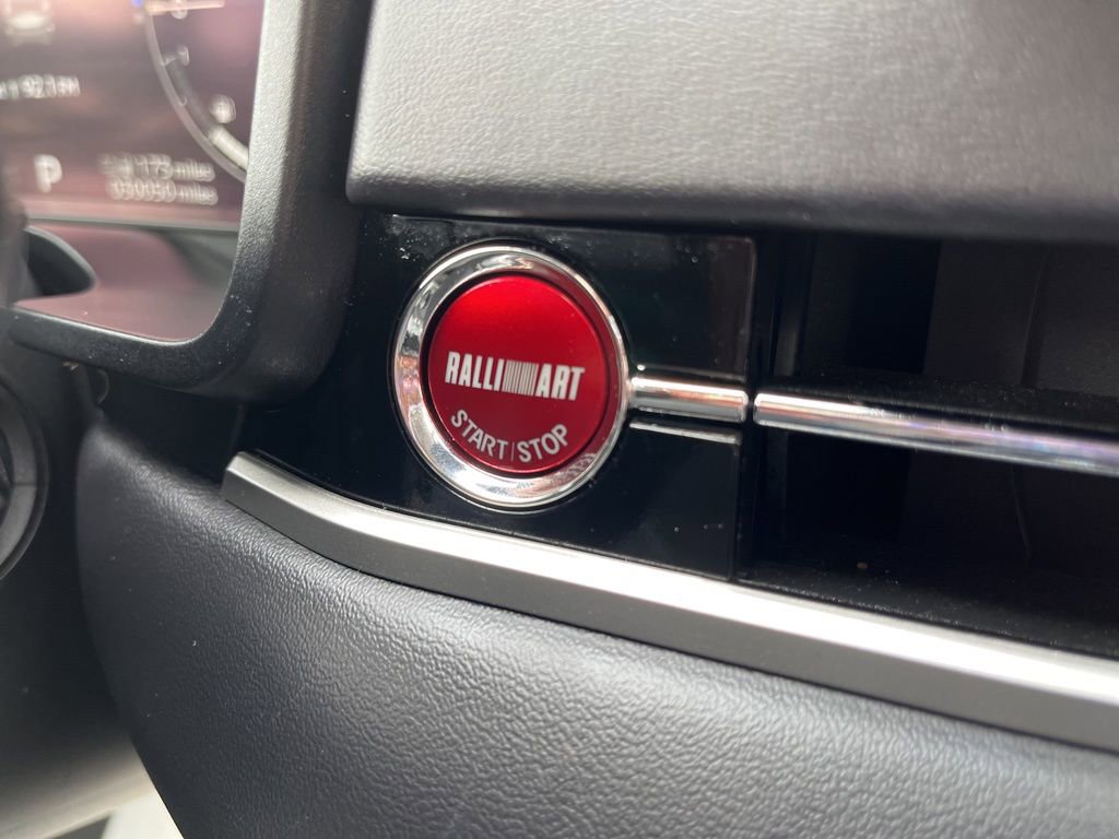 Used 2024 Mitsubishi Outlander Ralliart AWD/4WD image 38