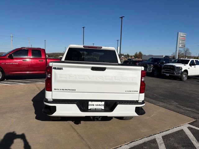 Used 2022 Chevrolet Silverado 1500 Custom image 5