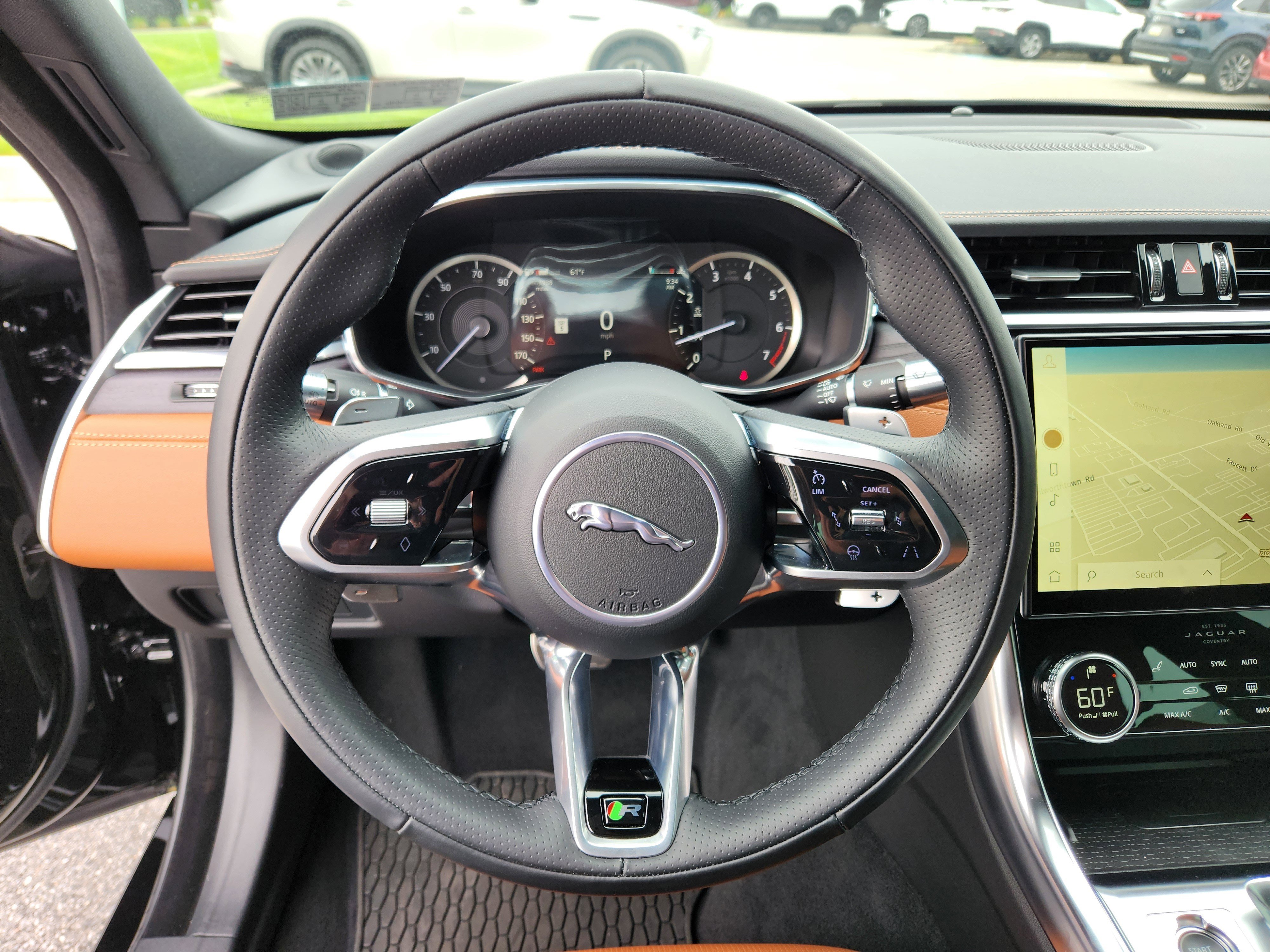 Used 2022 Jaguar XF R-Dynamic SE AWD/4WD image 18