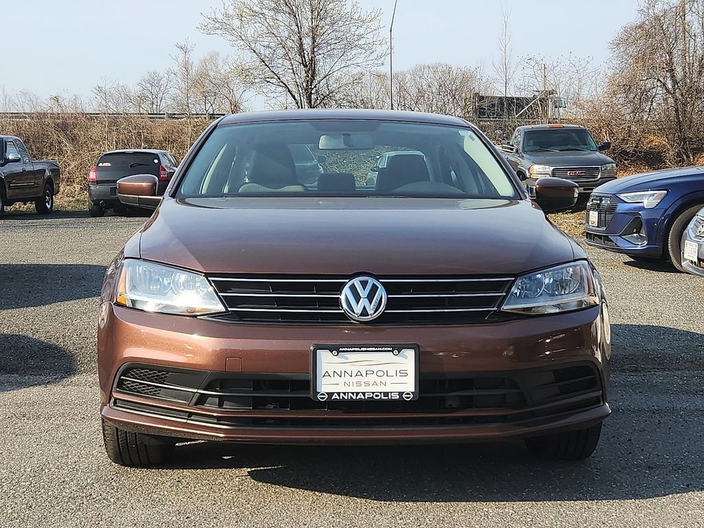 Used 2017 Volkswagen Jetta S image 2