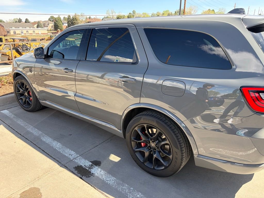 Used 2021 Dodge Durango SRT Hellcat w/ Technology Group AWD/4WD image 3