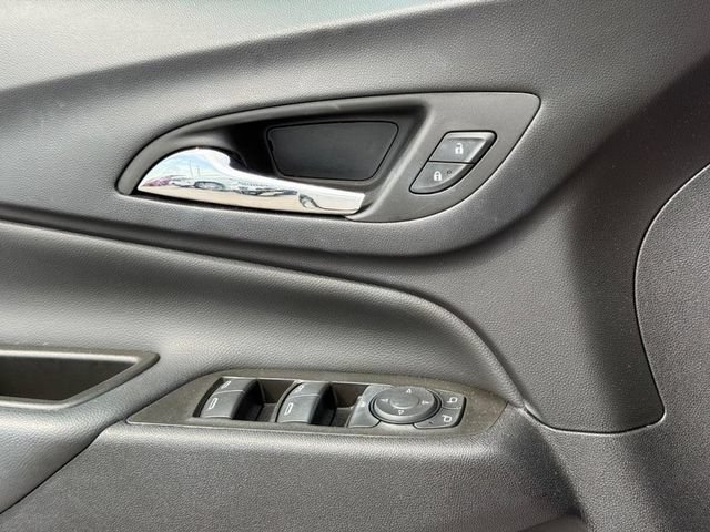 Used 2024 Chevrolet Equinox LT w/ LPO, Floor Liner Package FWD image 22
