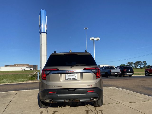 Used 2022 GMC Acadia AT4 w/ Technology Package image 10