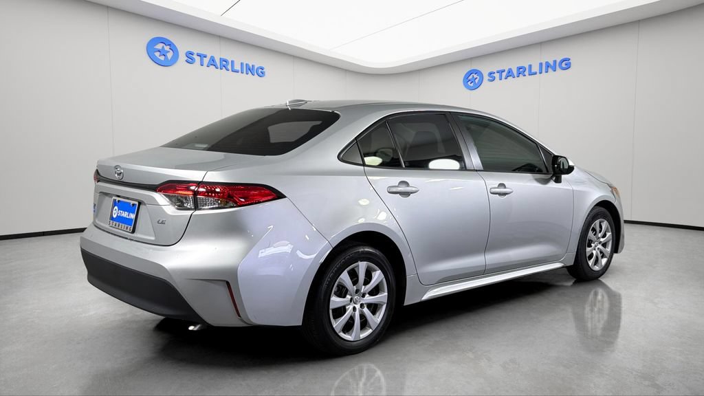 Used 2024 Toyota Corolla LE FWD image 9