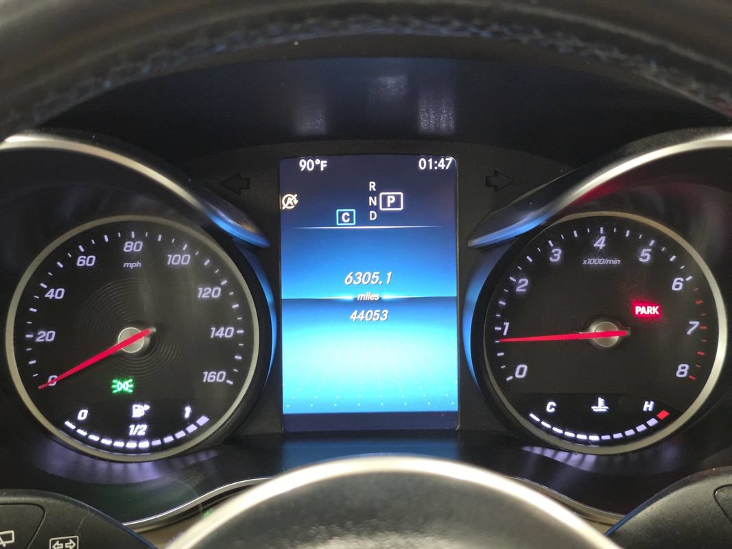 Used 2021 Mercedes-Benz GLC 300 4MATIC image 30