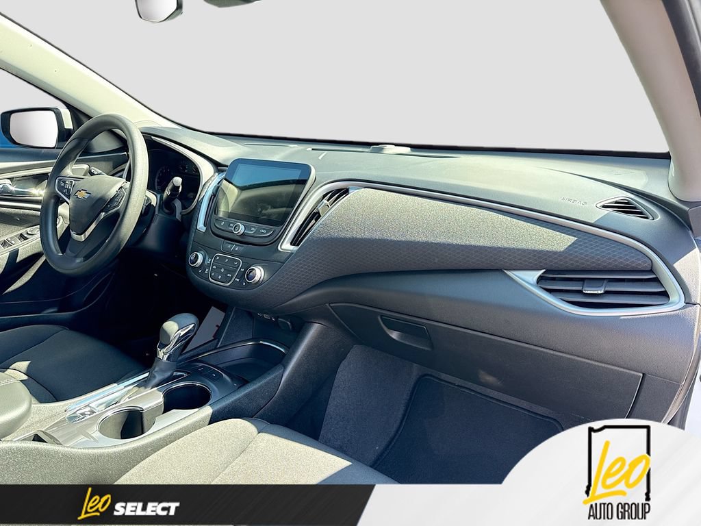 Used 2024 Chevrolet Malibu LT FWD image 29