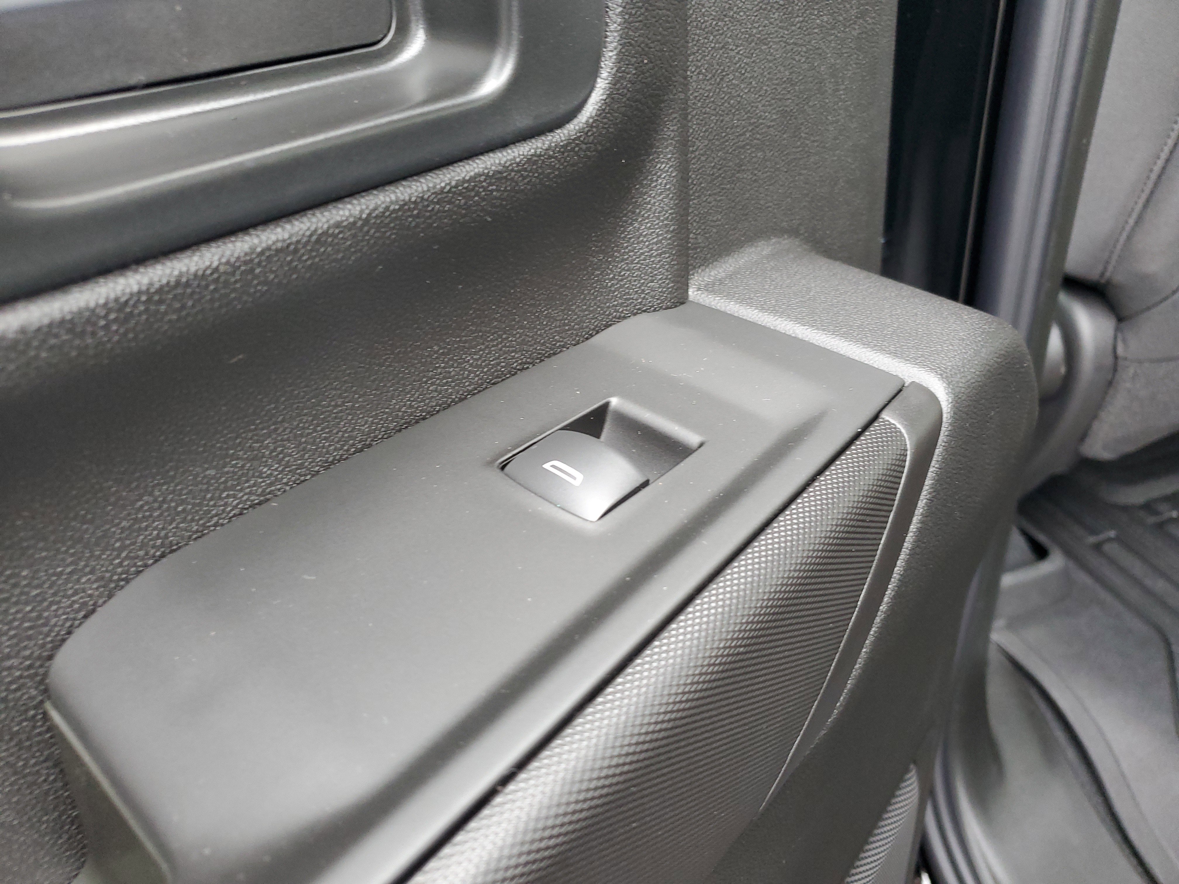 New 2026 GMC Sierra 2500 Pro w/ Convenience Package image 32