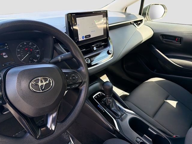 Used 2025 Toyota Corolla LE image 9