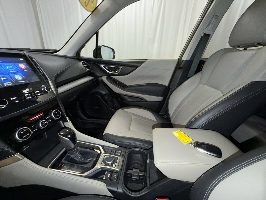 Used 2024 Subaru Forester Limited AWD/4WD image 21
