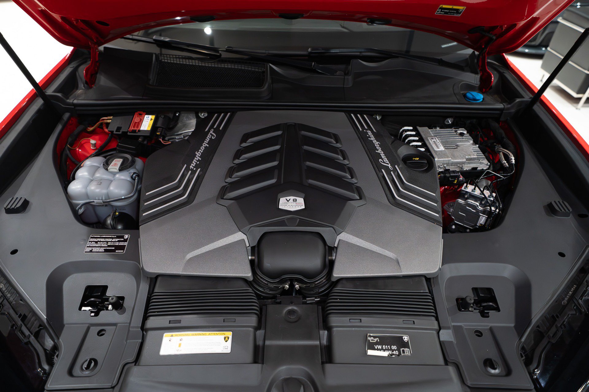 Used 2022 Lamborghini Urus AWD/4WD image 70
