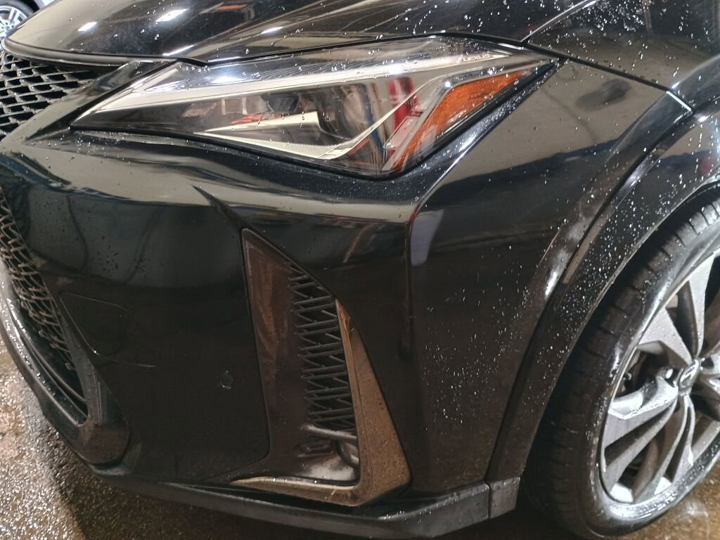 Used 2022 Lexus UX 200 F Sport w/ Accessory Package (Z2) image 31
