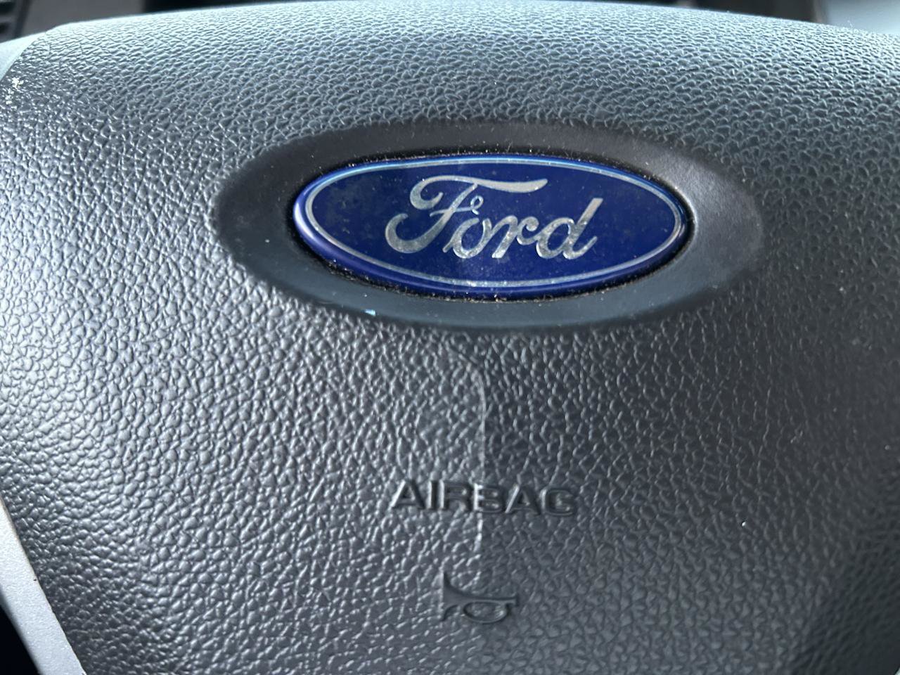 Used 2013 Ford Taurus SEL FWD image 19