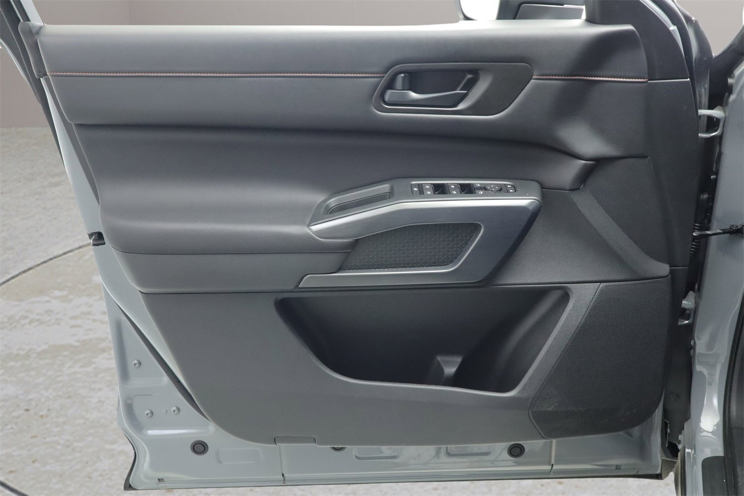 Used 2024 Nissan Pathfinder Rock Creek image 31