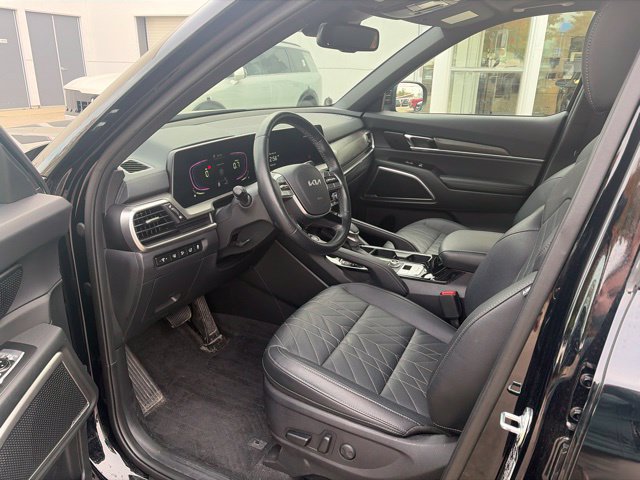 Used 2025 Kia Telluride EX X-Line AWD/4WD image 3