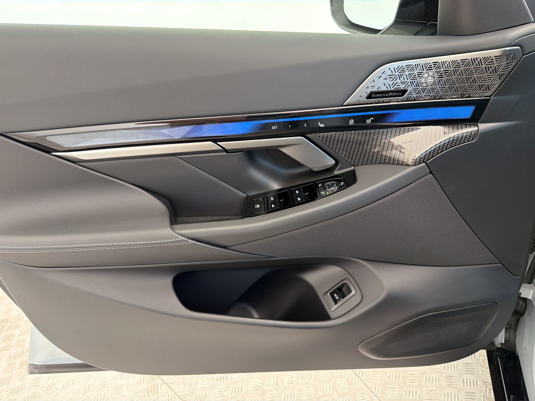 New 2026 BMW i5 M60 AWD/4WD image 13