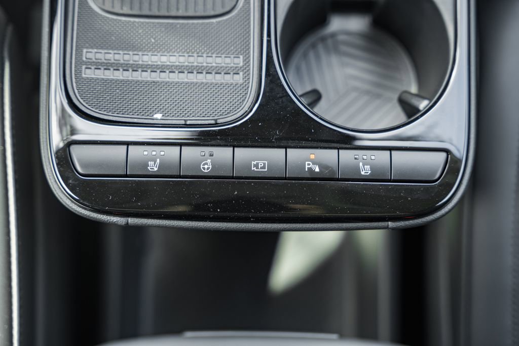 New 2025 Hyundai Ioniq 5 SEL image 25