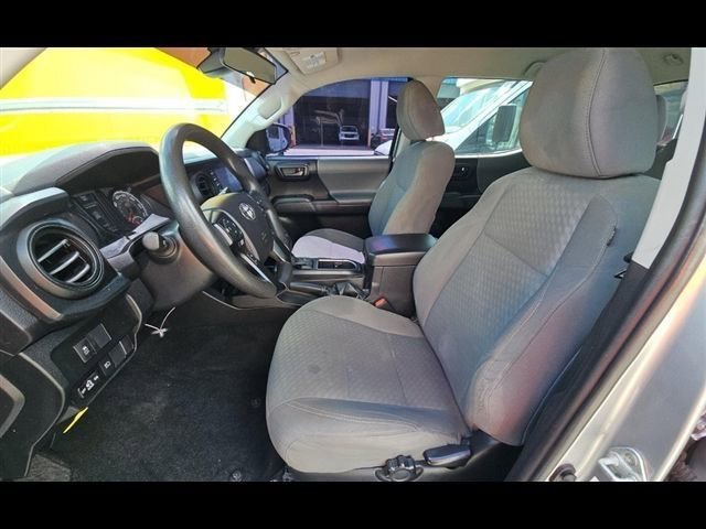 Used 2021 Toyota Tacoma SR AWD/4WD image 4