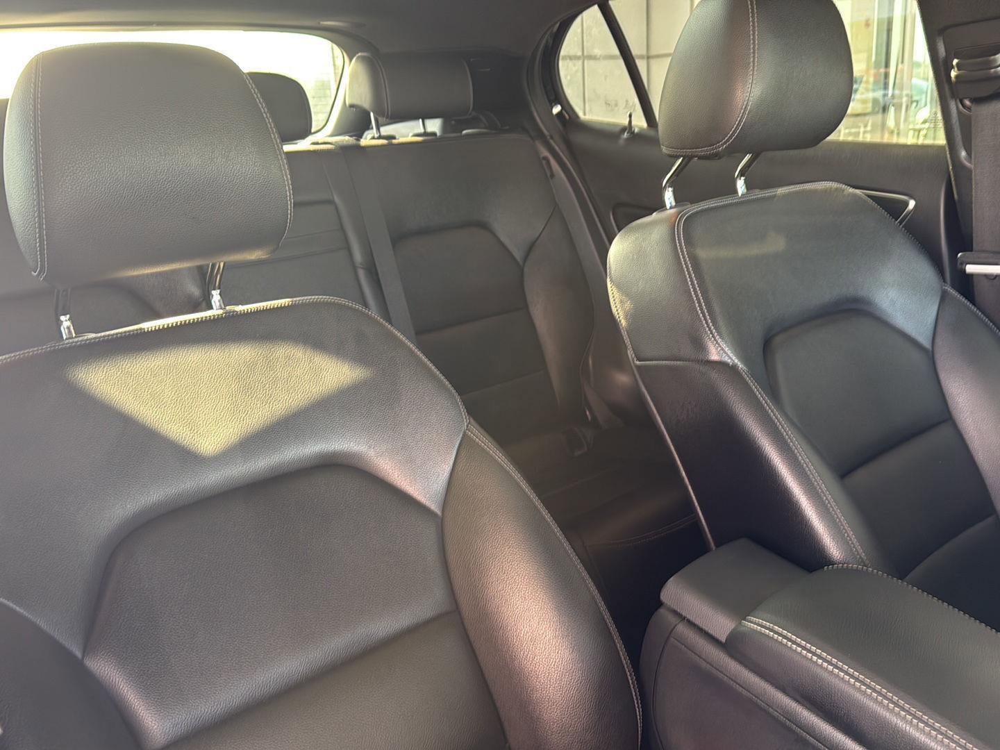 Used 2019 Mercedes-Benz GLA 250 4MATIC w/ Multimedia Package image 36