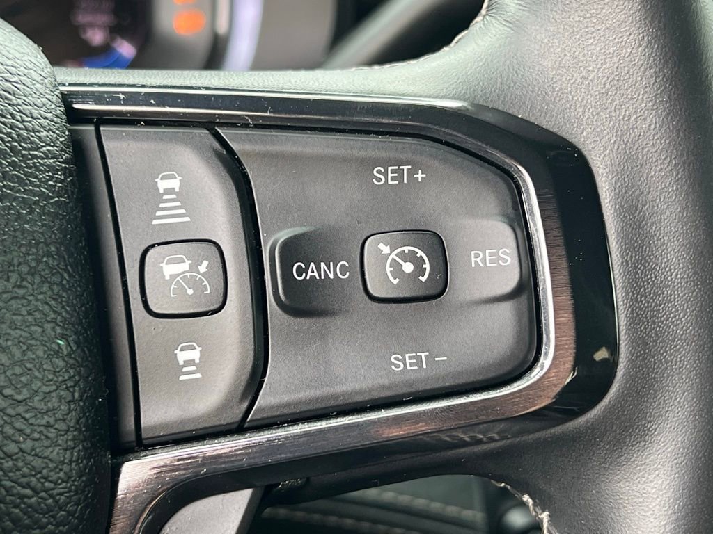 Used 2024 RAM 2500 Limited image 17