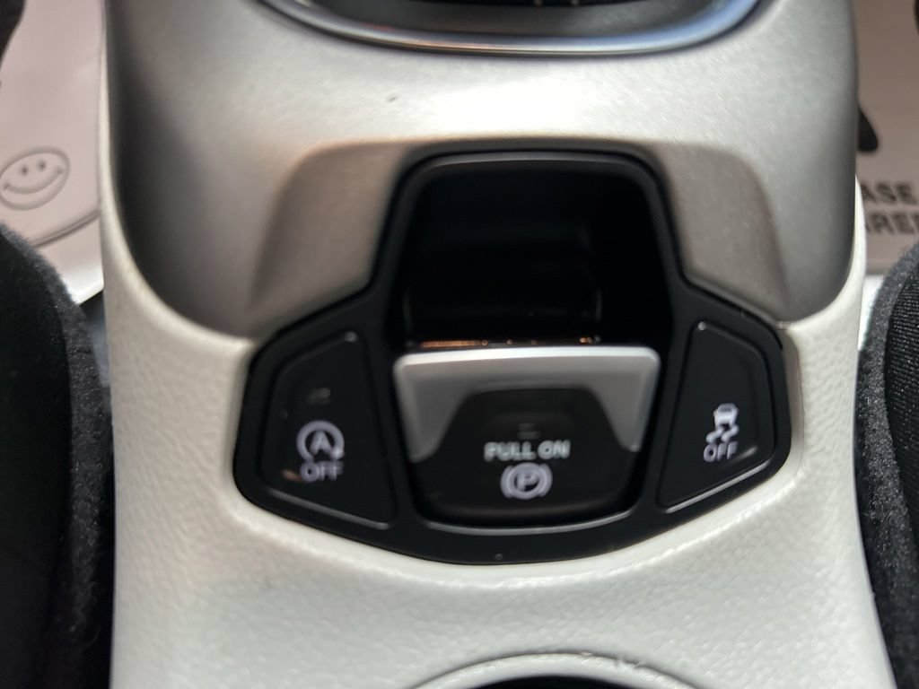 Used 2020 Jeep Compass Latitude w/ Popular Equipment Group AWD/4WD image 20