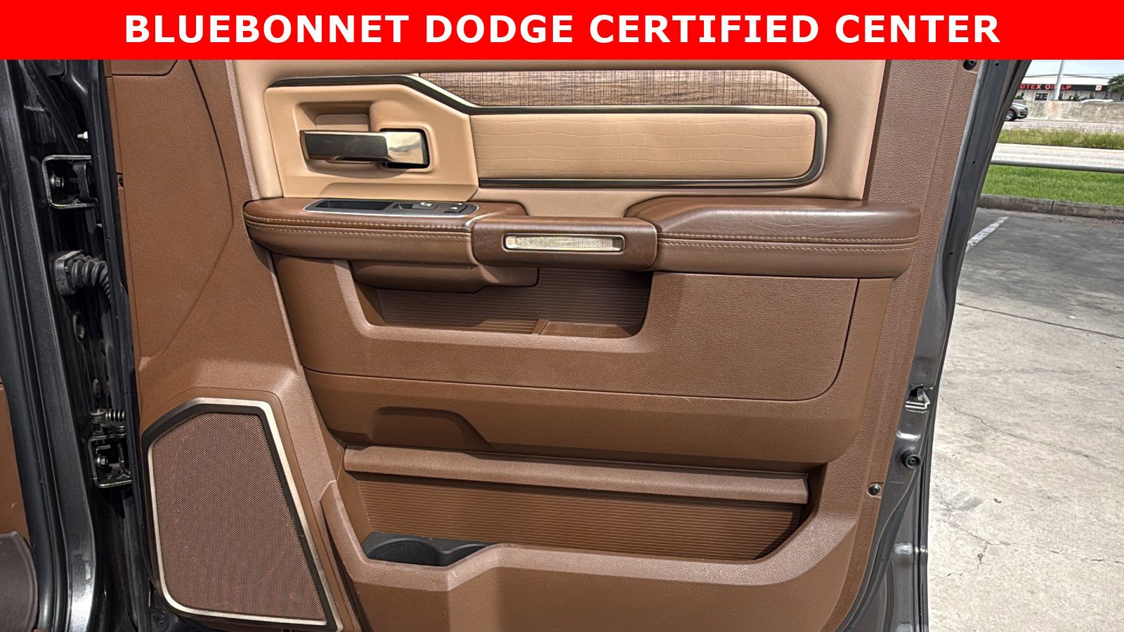 Used 2022 RAM 2500 Limited AWD/4WD image 28