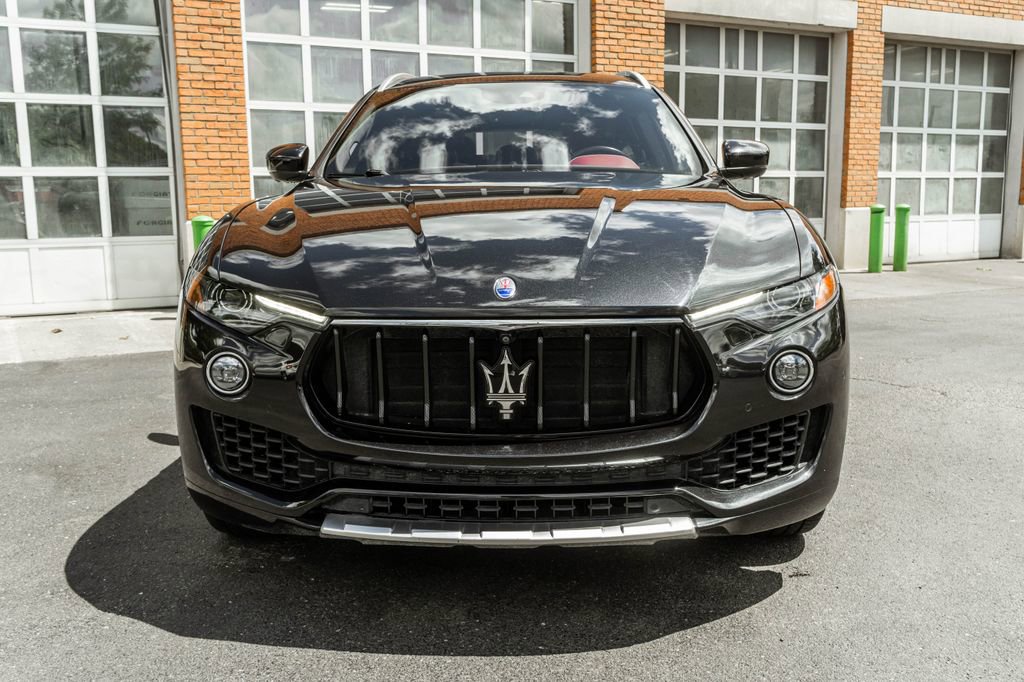Used 2017 Maserati Levante S AWD/4WD image 40