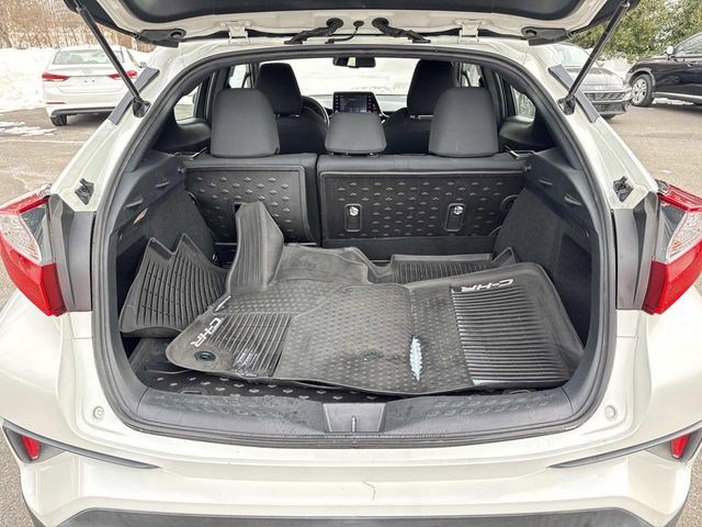 Used 2019 Toyota C-HR LE image 12