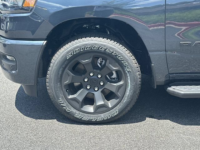 New 2026 RAM 1500 Express AWD/4WD image 11