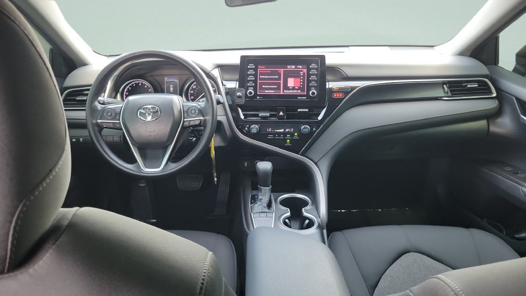 Used 2024 Toyota Camry LE FWD image 12