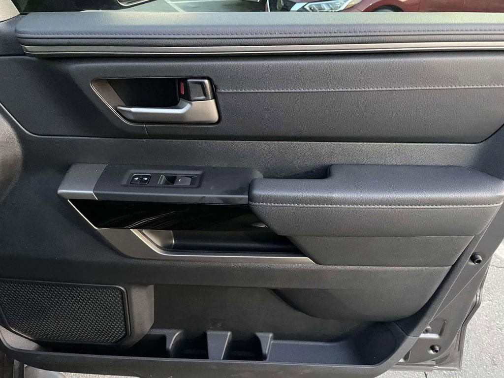 Used 2025 Toyota Tundra Limited image 45