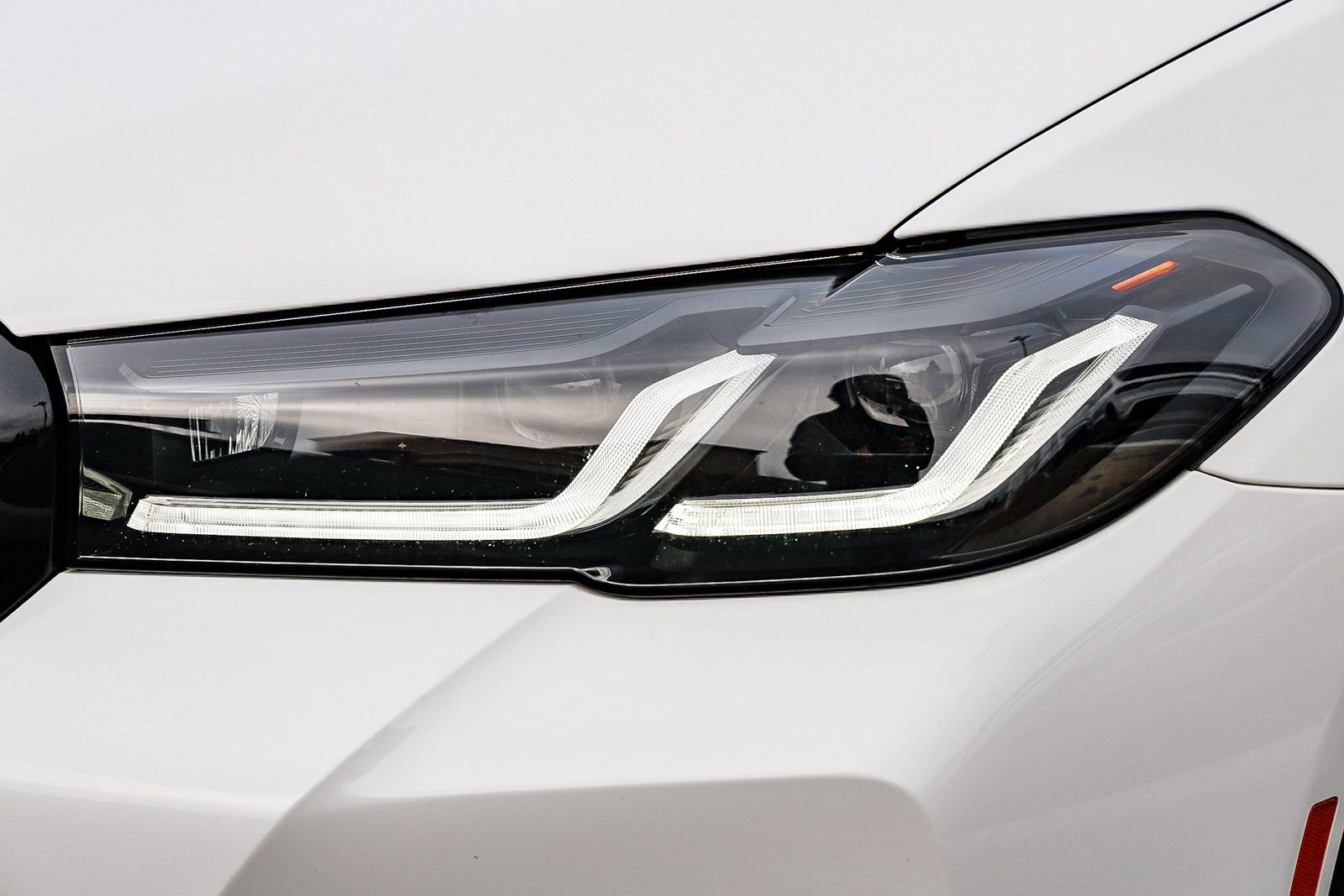 Used 2023 BMW 530i w/ M Sport Package image 7