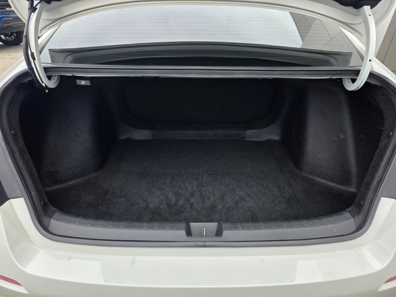 Used 2023 Honda Civic Sport image 11