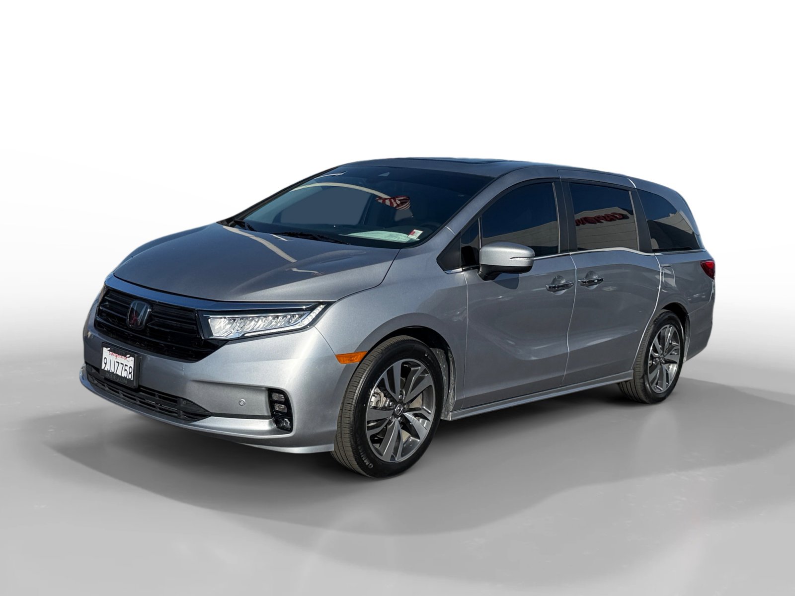 Used 2023 Honda Odyssey Touring image 1