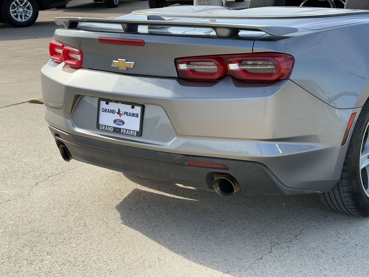 Used 2020 Chevrolet Camaro LT RWD image 7