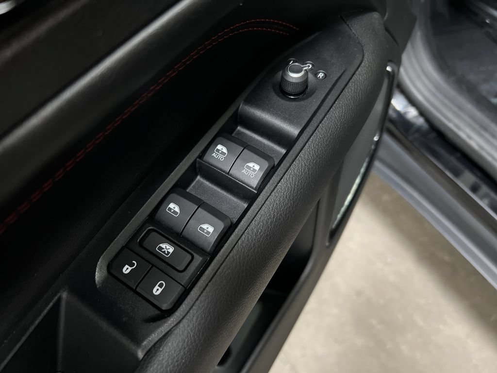 Used 2022 Jeep Compass Trailhawk w/ Trailhawk Elite Group AWD/4WD image 13