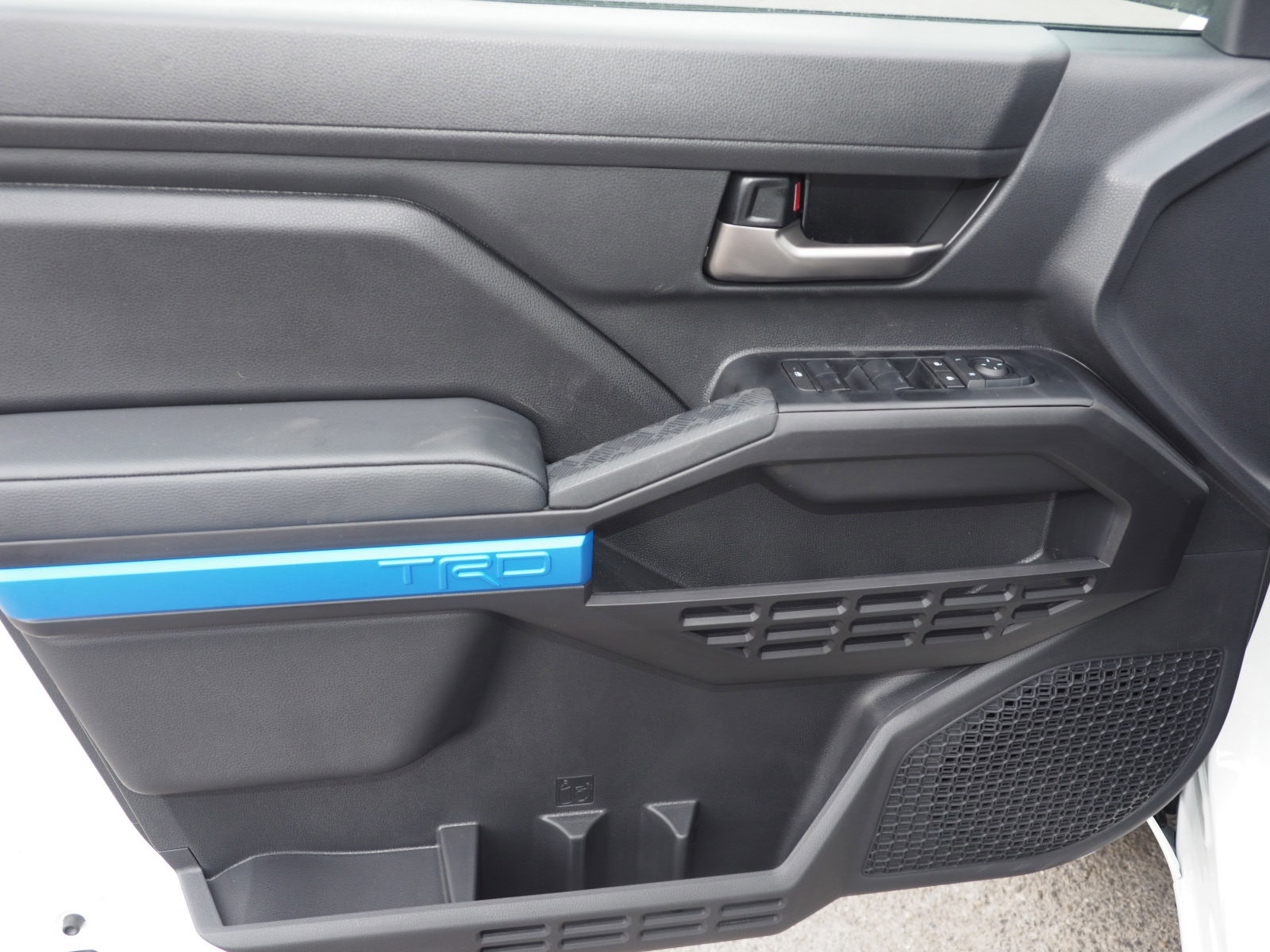 New 2026 Toyota Tacoma TRD Off-Road image 12