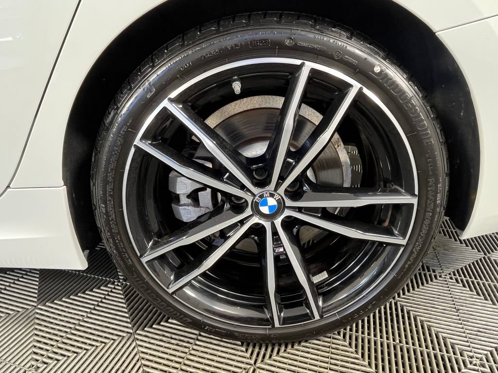 Certified 2023 BMW 330i xDrive Sedan w/ M Sport Package AWD/4WD image 15