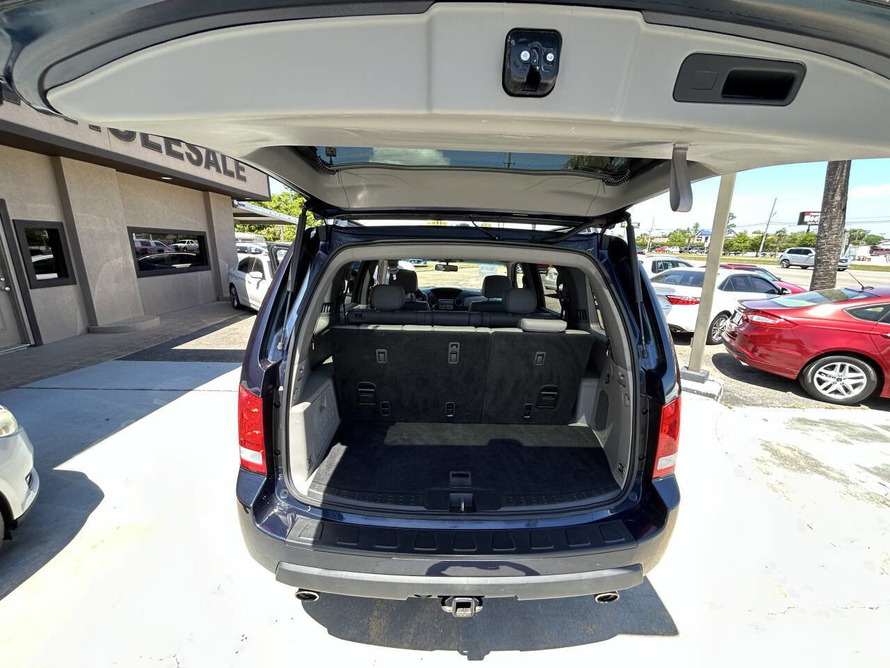 Used 2010 Honda Pilot EX-L image 9