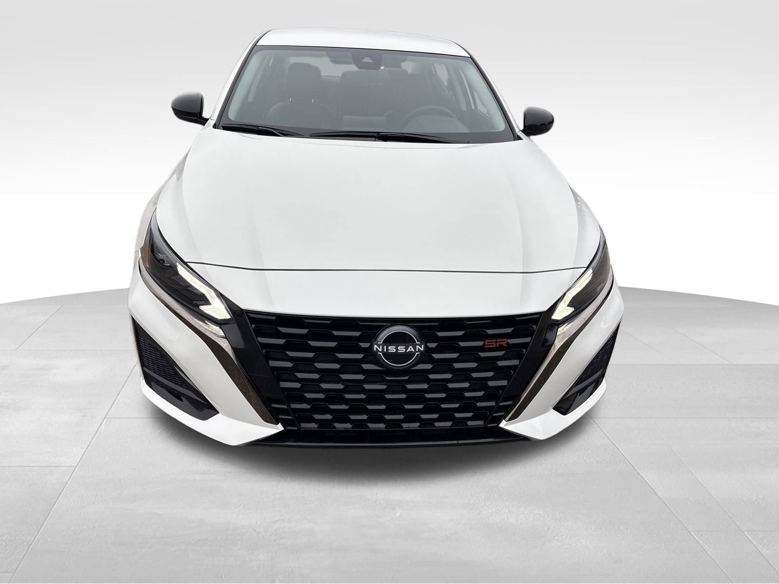 Used 2025 Nissan Altima 2.5 SR image 8