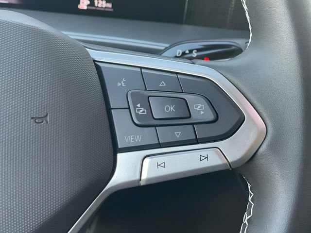 New 2026 Volkswagen Tiguan SE FWD image 8