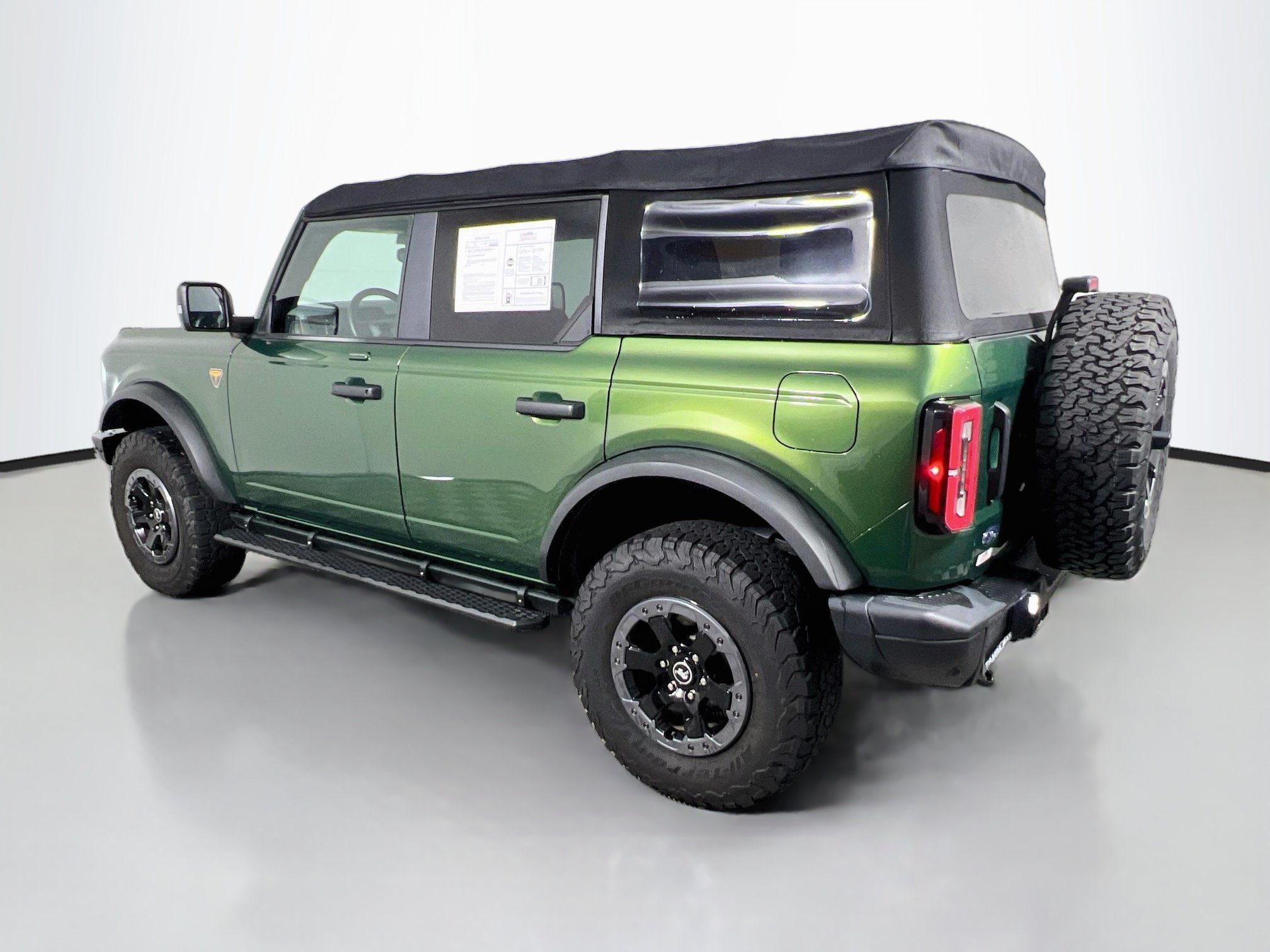 Used 2022 Ford Bronco Badlands AWD/4WD image 8