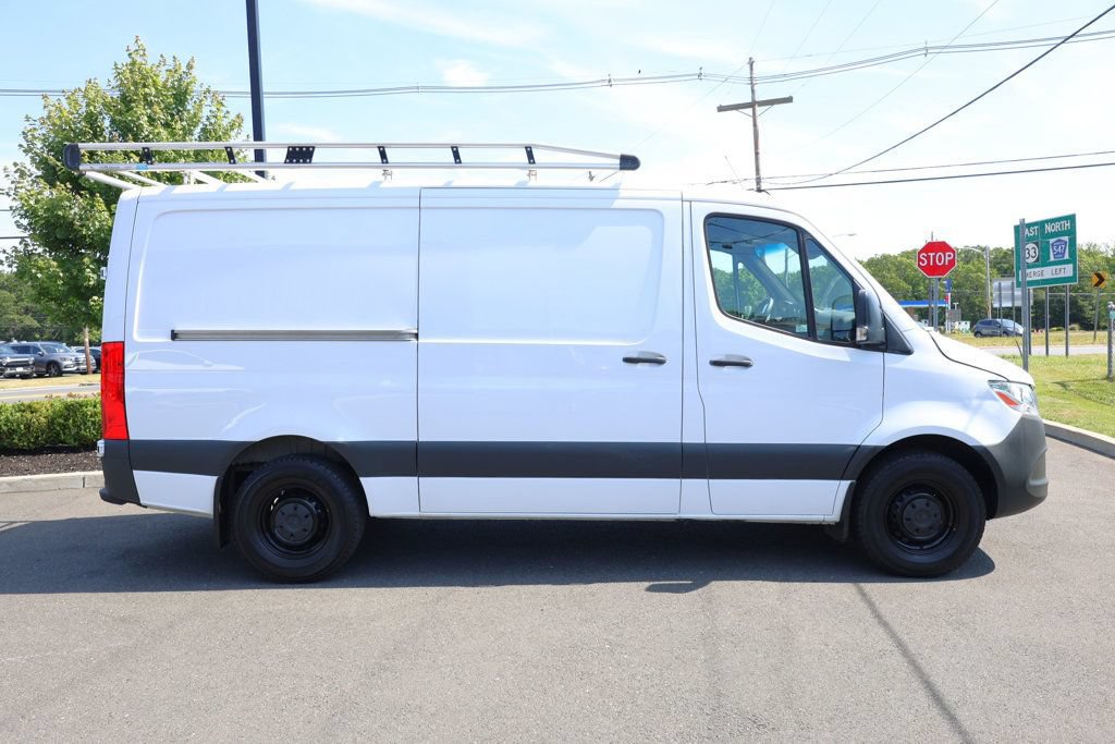 Used 2023 Mercedes-Benz Sprinter 2500 w/ Acoustic Package image 6