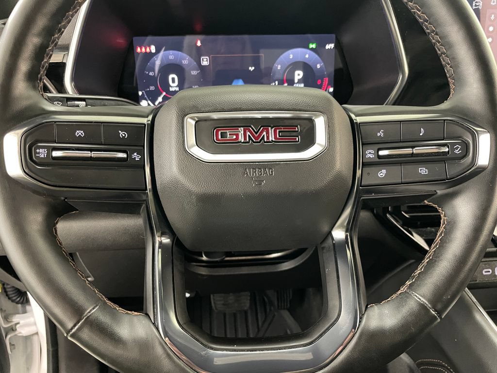 Used 2024 GMC Canyon AT4 w/ AT4 Premium Package AWD/4WD image 18