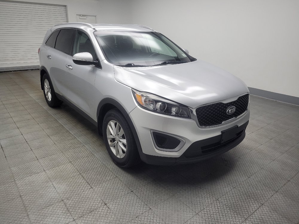 Used 2018 Kia Sorento FWD image 11