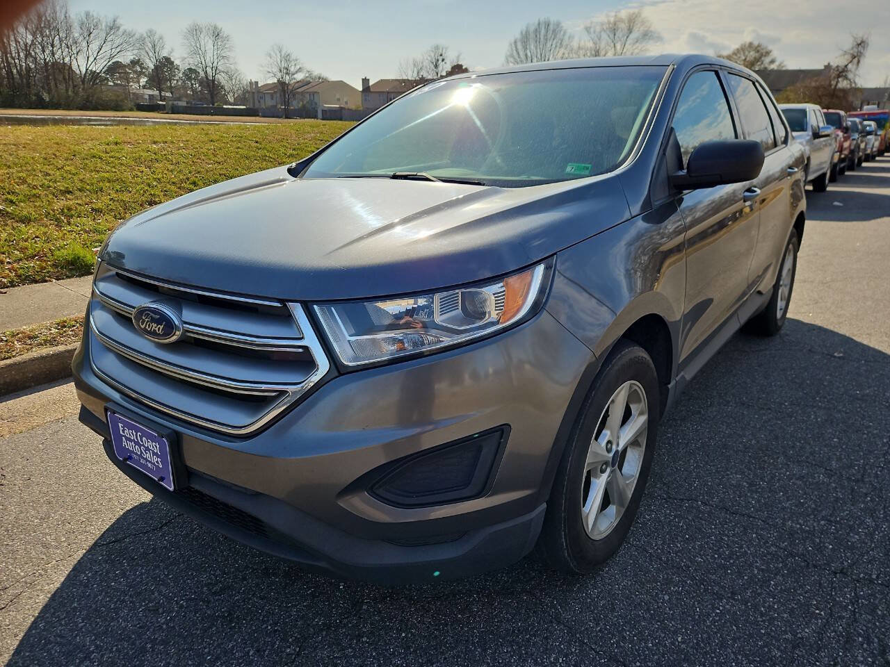 Used 2015 Ford Edge SE image 3