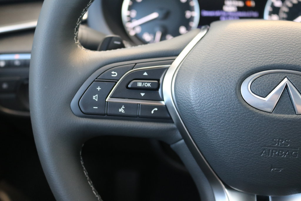 Used 2025 INFINITI QX55 Luxe w/ Cargo Package AWD/4WD image 43