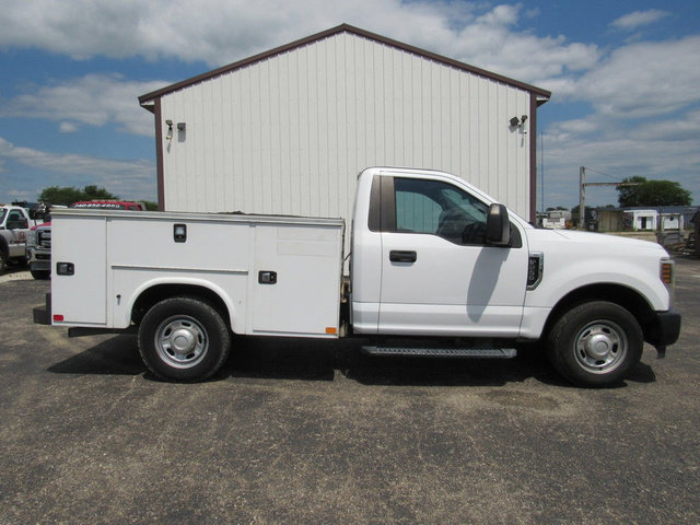 Used 2019 Ford F250 XL RWD image 2