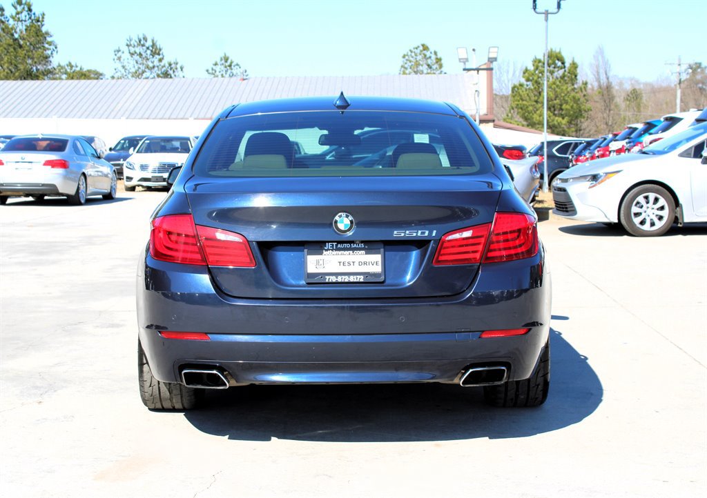 Used 2011 BMW 550i Sedan RWD image 6