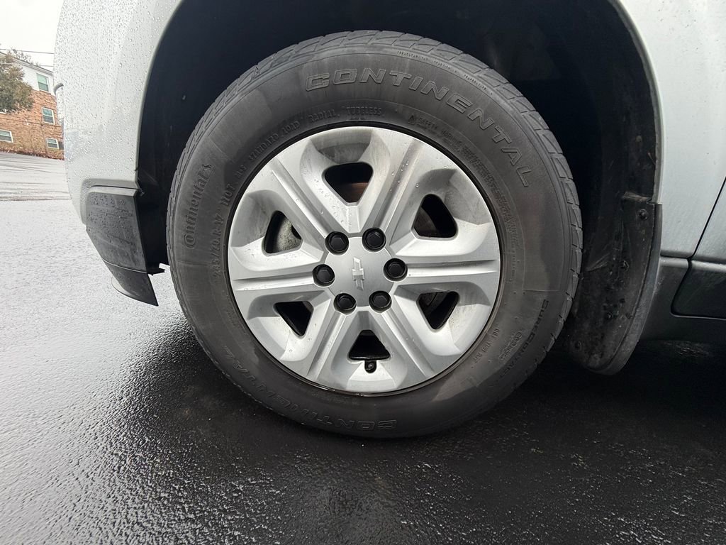 Used 2014 Chevrolet Traverse LS image 9